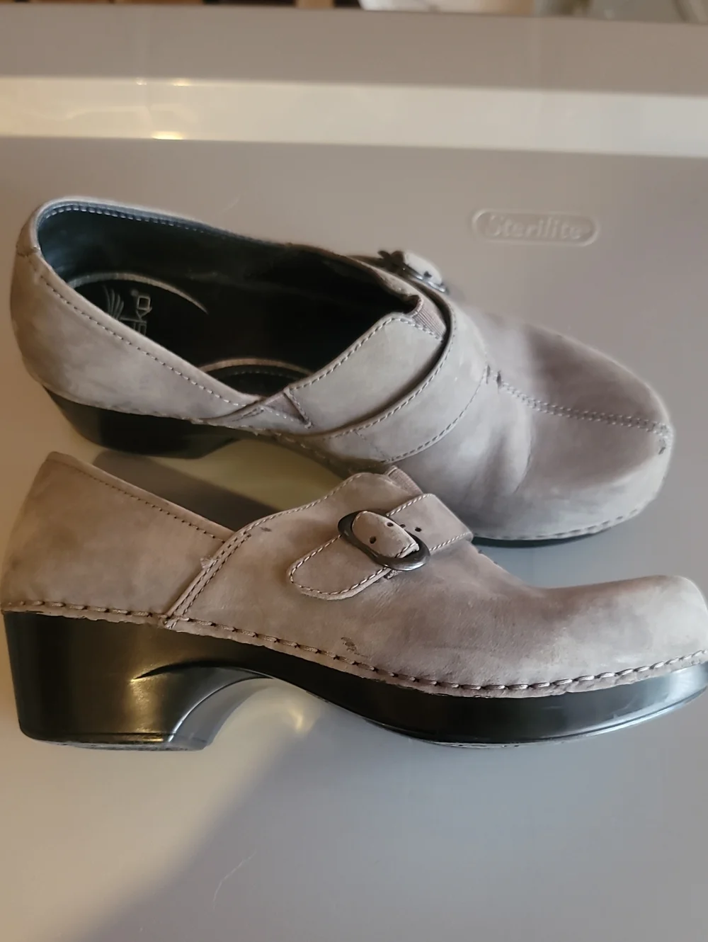 Dansko Tamara Gray Suede Buckle Clog Size 37 - Picture 1 of 8